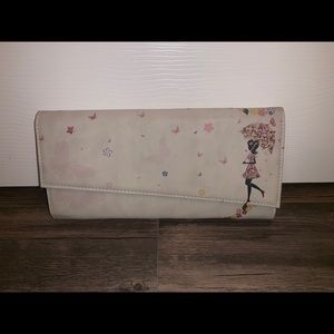 Brand New Goby Clutch